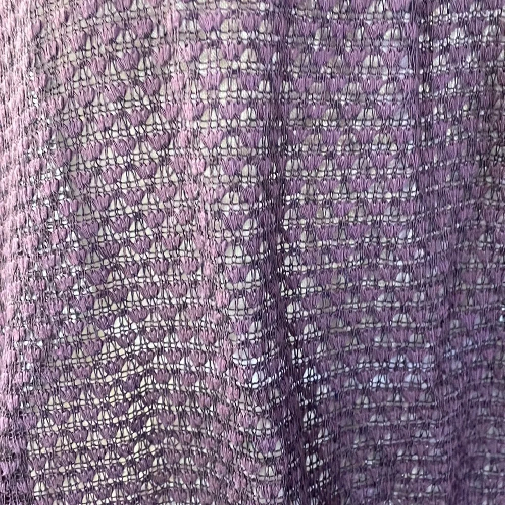 Jessica Simpson long sleeve see through wide neck lightweight sweater - Picture 3 of 7